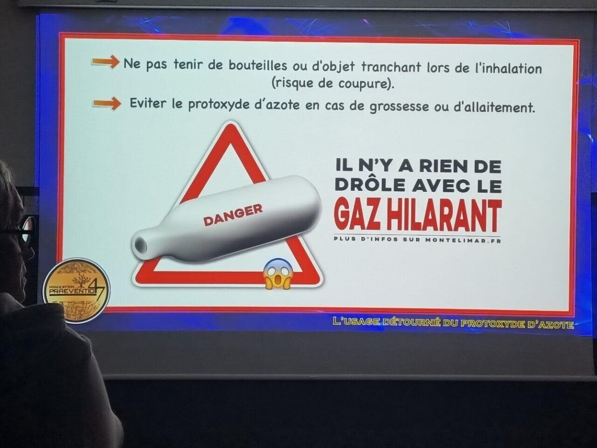 Les risque de l'addiction au gaz hilarant